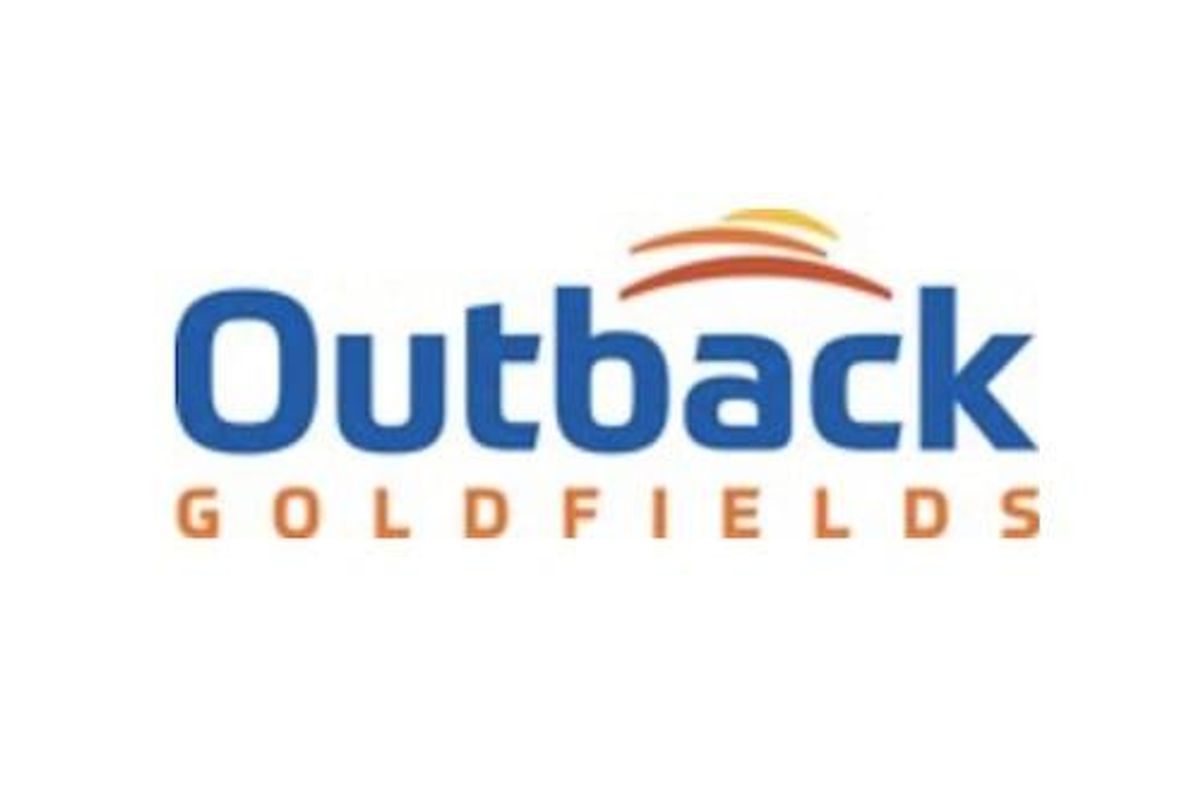 Outback Reports Results from Initial Drill Holes at Glenfine and Observes Visible Gold